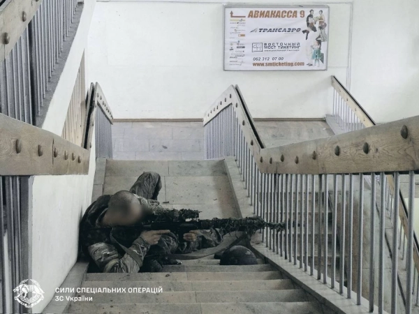 Сталеві воїни витримали, фортеця впала: Україна славить оборонців Донецького летовища 15 Сталеві воїни витримали, фортеця впала: Україна славить оборонців Донецького летовища 13