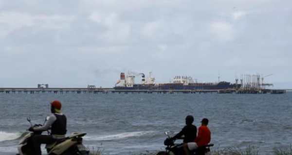 США завершили першу угоду з продажу венесуельської нафти на 500 мільйонів доларів