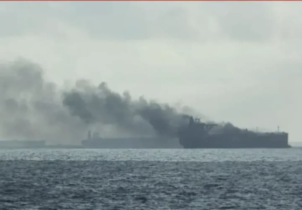 Нафтовий танкер Elbus уражено дроном у Чорному морі, його називають судном "тіньового флоту" - ЗМІ