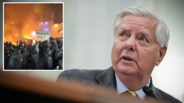 "Довга ніч скоро завершиться, допомога вже в дорозі" - сенатор Ліндсі Грем звернувся до іранців на тлі протестів у країні