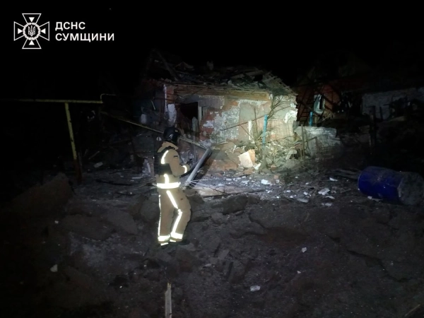 Російська авіація атакувала житлові квартали Сум: є травмовані, зокрема 7-річна дитина, пошкоджено 15 будівель. 5