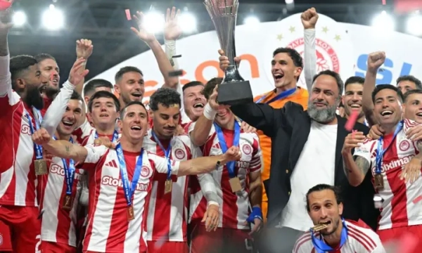 Роман Яремчук виграв Суперкубок Греції з "Олімпіакосом"