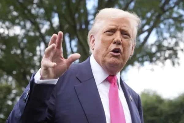 Трамп пригрозив Канаді 100% митами через можливу угоду з Китаєм