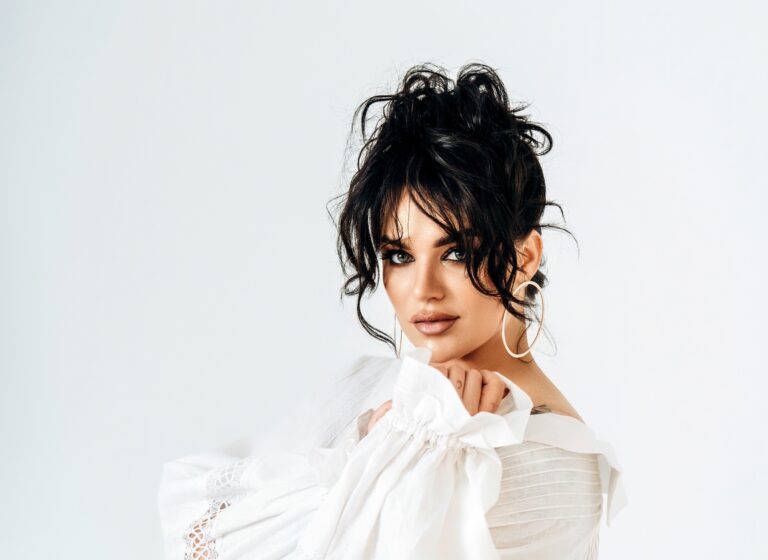 Топ-5 зимових помилок у стилі, які псують навіть дорогий образ — ділиться стилістка Галина Денисюк