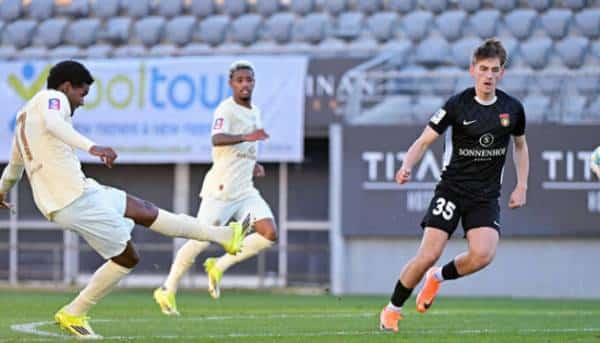 Гірники поступилися в дебютному товариському матчі в Туреччині.