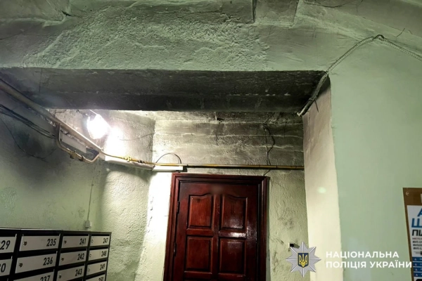 Рівне: у родинній суперечці син облив батька пальним та запалив вогонь. 6 Рівне: у родинній суперечці син облив батька пальним та запалив вогонь. 4