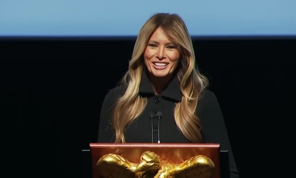 The Rolling Stones: Джаггер не надавав дозволу на використання "Gimme Shelter" для фільму про Меланію Трамп 10