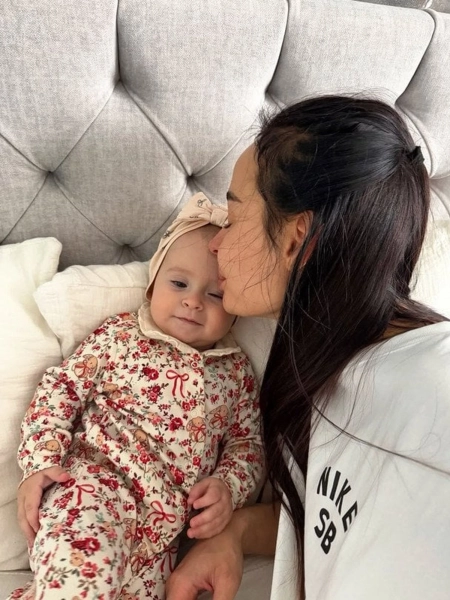 Зірка "Голосу країни" вперше представила доньку і розкрила її ім'я. 6