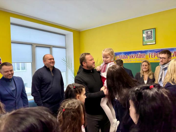 Естонський міністр закордонних справ відвідав Україну.