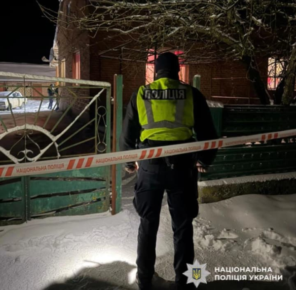 На Львівщині розслідують справу щодо смерті двох дітей та батьківського самогубства. 5