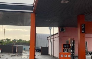 АіФ UA 41 Мережа АЗС на Київщині постачала пальне з нелегальної нафтобази