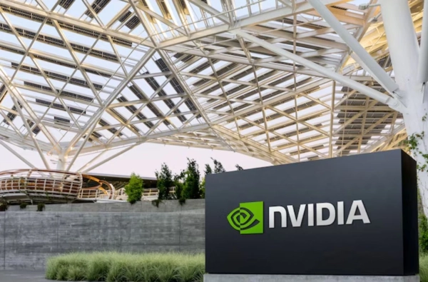 CEO Nvidia окреслив нову стратегію: фокус на власних розробках замість інвестицій в OpenAI та Anthropic 4