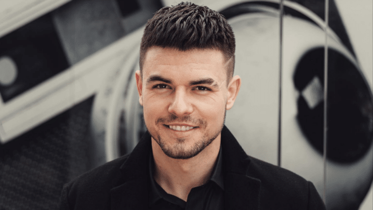 Замість гаджетів — сад: чому з дитинства співак Ігор Целип любив поратися біля дерев