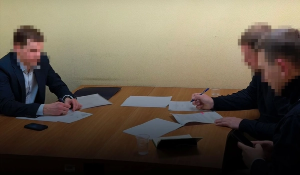 Детективи НАБУ викрили депутата Львівської облради на брехні у декларації 5 Детективи НАБУ викрили депутата Львівської облради на брехні у декларації 5