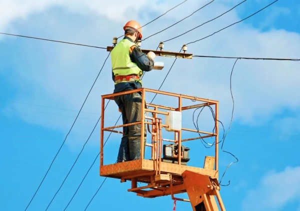 "Дія" нагадала: отримай 20 000 грн за ліквідацію наслідків обстрілів 2