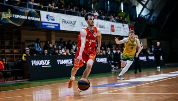 Битви за вихід до півфіналу: стартували чвертьфінали баскетбольної&hellip;