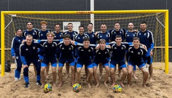 Збірна України з пляжного футболу здобула переконливу перемогу над Естонією у першому спарингу 1