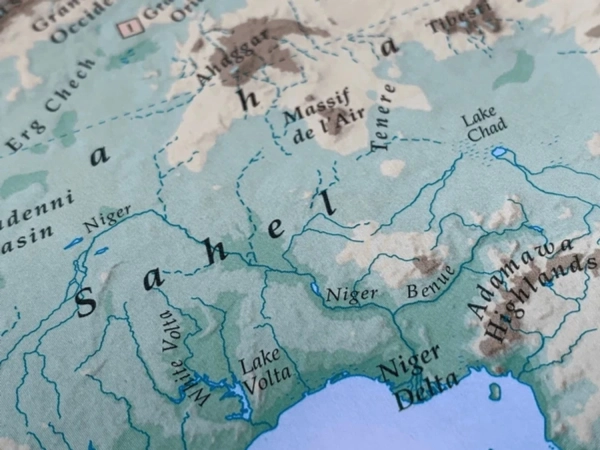 Розвідка: Росія посилює вплив у Сахелі, використовуючи проксі та оплачені ЗМІ