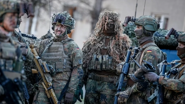 Німеччина обмежує виїзд: чоловікам 17–45 років потрібен дозвіл для тривалих подорожей 2