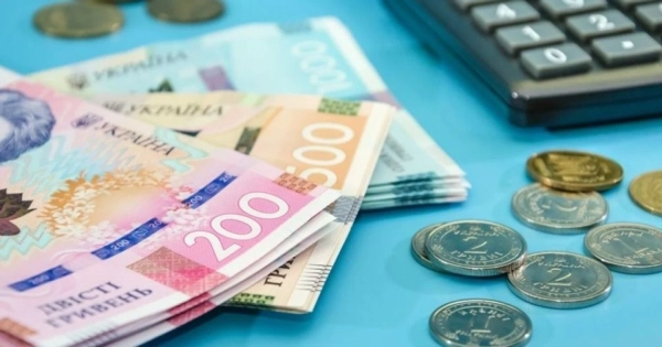 Ремонтники отримають по 20 тисяч гривень: уряд виділив рекордну допомогу 6