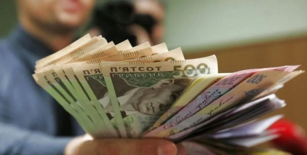 Рада схвалила законопроект: базова соцдопомога замінить низку виплат 8