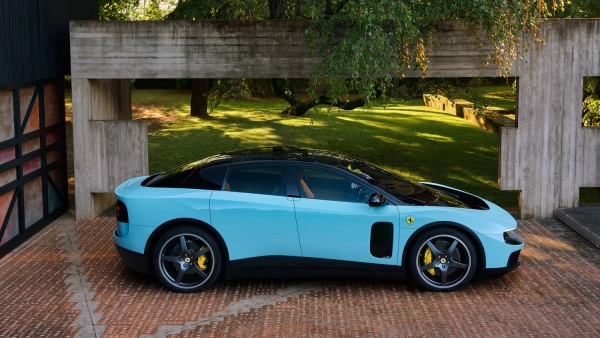Ferrari Luce: розкрито секрети першого електромобіля потужністю 1035 к.с. 26