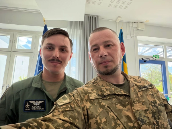АіФ UA 47 Бойовий пілот Karaya ділиться враженнями від сучасних винищувачів Gripen