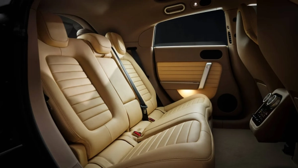Ferrari Luce: розкрито секрети першого електромобіля потужністю 1035 к.с. 39