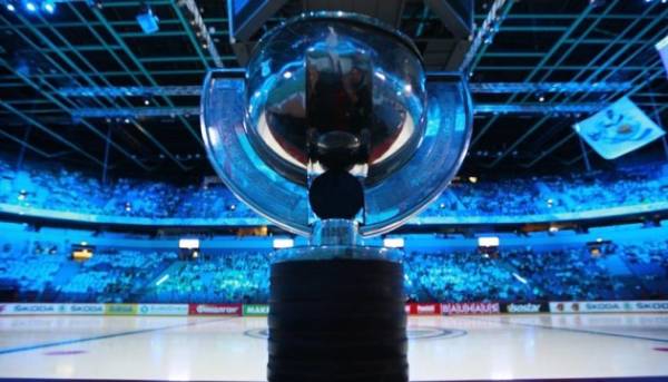 АіФ UA 54 Фінські хокеїсти здолали Канаду та вийшли у фінал Чемпіонату світу 2026