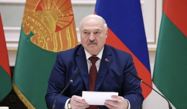 Лукашенко застерігає вірмен: уникнути українського сценарію – це вибір безпеки.
