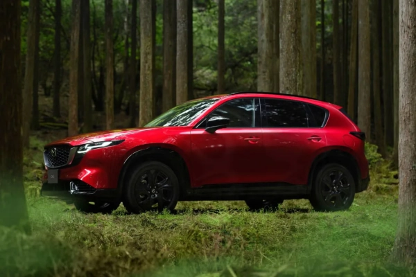 Mazda CX-50 обійшла CX-5: гібридний бум штовхає продажі вгору 10