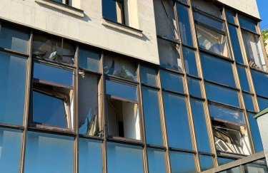 АіФ UA 45 Удар по ВАКС: Київ пережив нічну атаку, будівля суду зазнала руйнувань