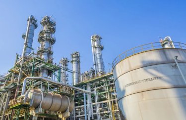 Україна загнала російські НПЗ у глухий кут: нафта знову стане розкішшю? 1 Україна загнала російські НПЗ у глухий кут: нафта знову стане розкішшю? 1