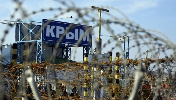 Севастополь запровадив талони на бензин: місто зіткнулося з дефіцитом пального 2 Севастополь запровадив талони на бензин: місто зіткнулося з дефіцитом пального 2