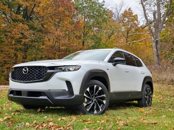 Mazda CX-50 обійшла CX-5: гібридний бум штовхає продажі вгору 12