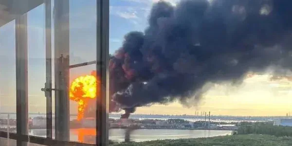 Fire Point б’ють по нафтовому терміналу та кораблях у Петербурзі