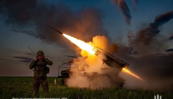 ЗСУ відбивають 193 атаки: ворог б’є з повітря 64 рази 1