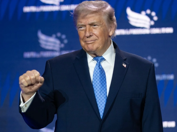 Аеропорт Палм-Біч: нова назва на честь Дональда Трампа 7 Аеропорт Палм-Біч: нова назва на честь Дональда Трампа 7