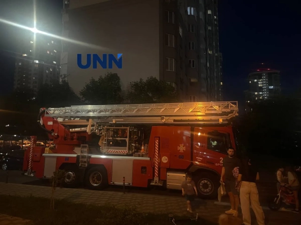 Зіркова драма: чому чоловік загрожує стрибнути з 22-го поверху під Києвом