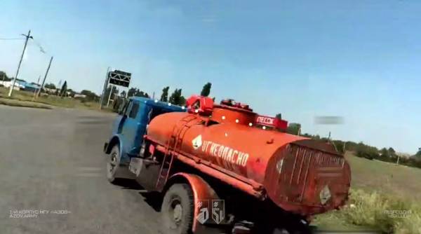 Ураження бензовоза в Донецькій області
