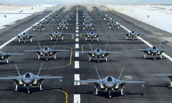 Винищувачі F-35A на авіабазі Гілл, штат Юта. Фото ВПС США, агентство Reuters