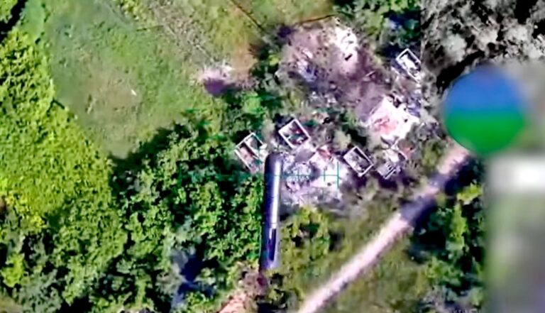 Український "Вампір" зірвав плани ворога, знищивши його позиції 11