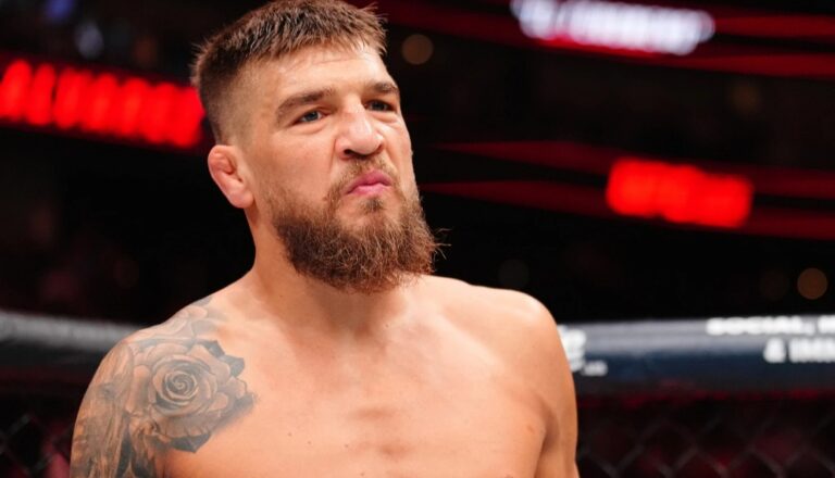 Масвідаль: Амосов — кошмар для Махачева, який може скинути чемпіона UFC 8