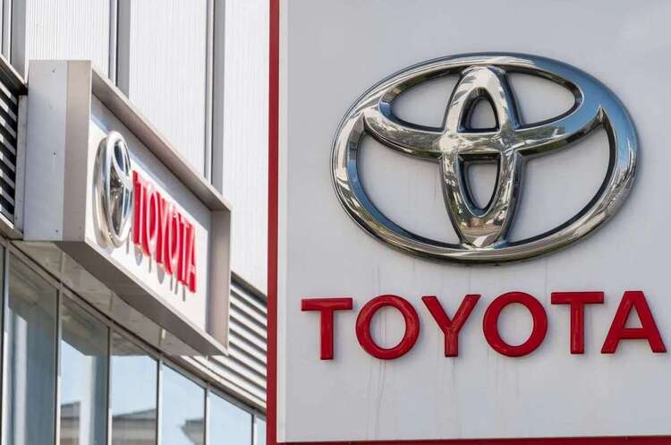АіФ UA 54 Toyota: нові кроки у майбутнє без водіїв
