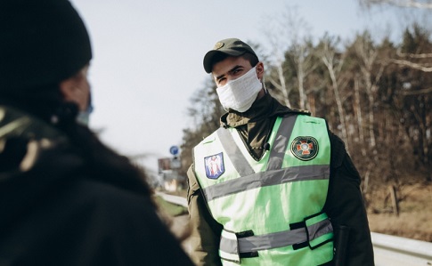 Нацгвардія й поліція пильнують безпеку перевезень на в’їздах до столиці