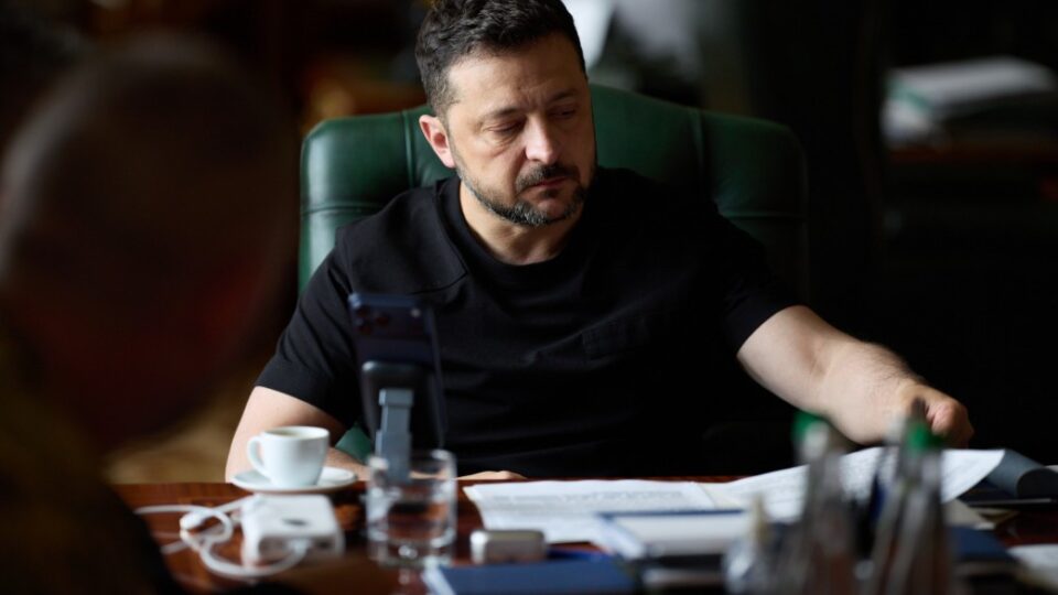 Під Куп’янськом ворог ховається в руїнах, ведучи спостереження 14 Перші результати очікуються на початку 2027 року: Президент розповів про роботу над вітчизняною балістикою та системою FREYJA