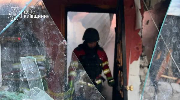 Російський удар пошкодив склади Червоного Хреста на Київщині 9