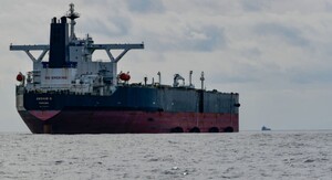 Удари українських дронів скоротили морський експорт нафтопродуктів рф на третину