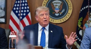 Трамп може оголосити надзвичайний стан перед проміжними виборами у США – ЗМІ