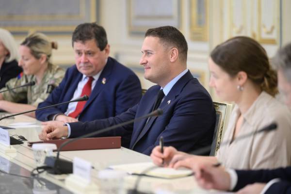 Британський міністр оборони відвідав Київ 6